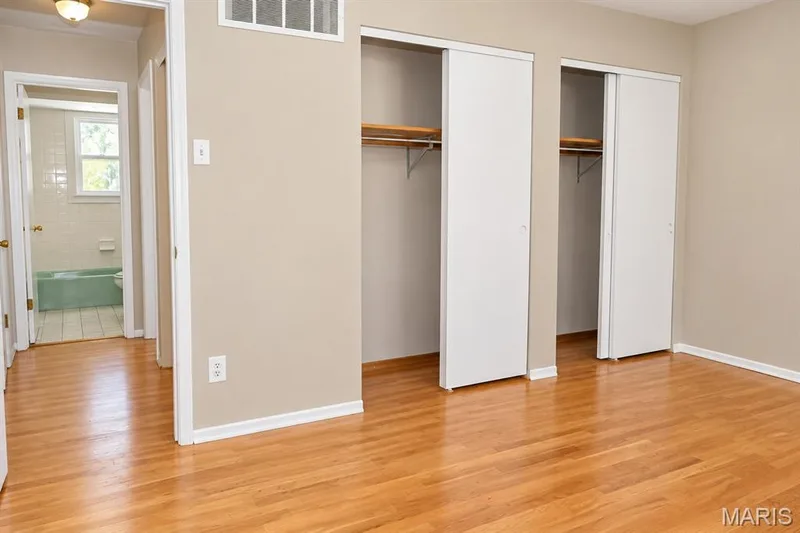 833-883 Cole Boulevard, St Charles, MO 63301 — listing photo 17 of 18