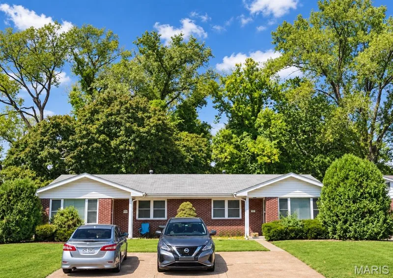 999 Cole Boulevard, St Charles, MO 63301 — listing photo 1 of 1