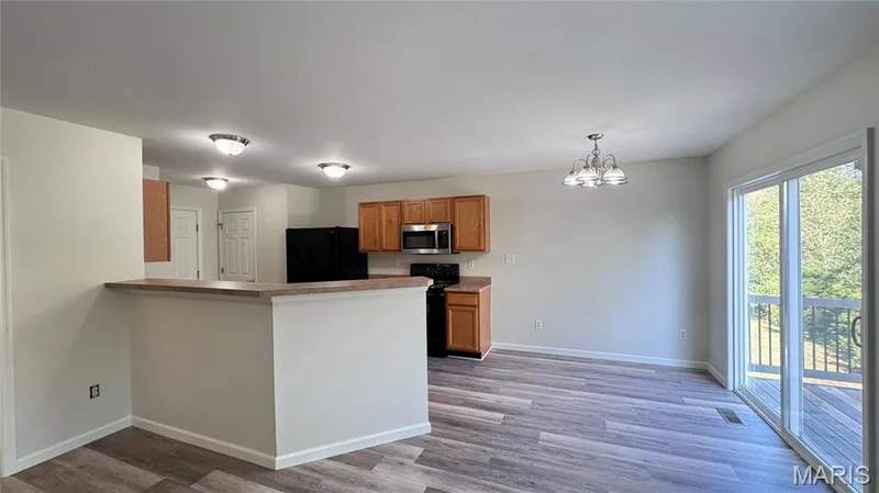 722 Wayland Drive, O'Fallon, MO 63366 — listing photo 10 of 34