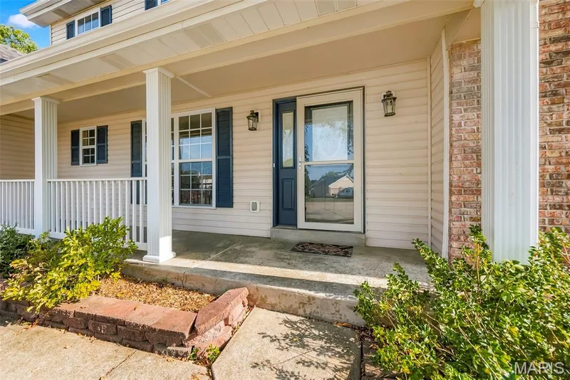 Covered Front Porch — 1014 Wake Court, Wentzville, MO 63385
