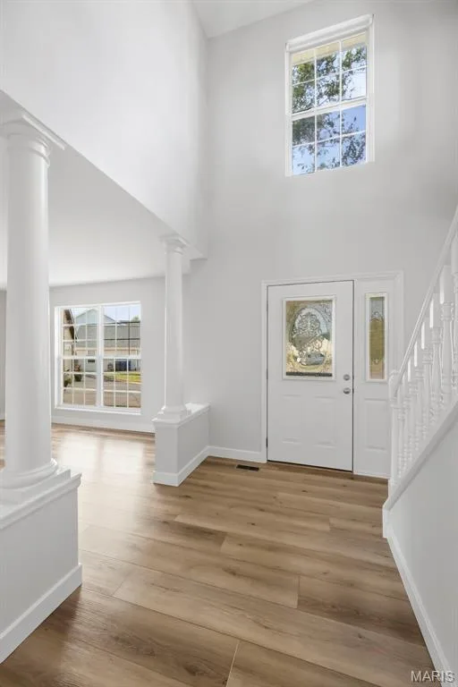 2 Story Entry Foyer — 1014 Wake Court, Wentzville, MO 63385
