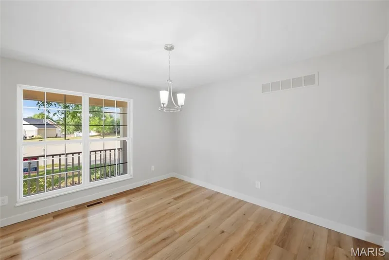 1014 Wake Court, Wentzville, MO 63385 — listing photo 12 of 52