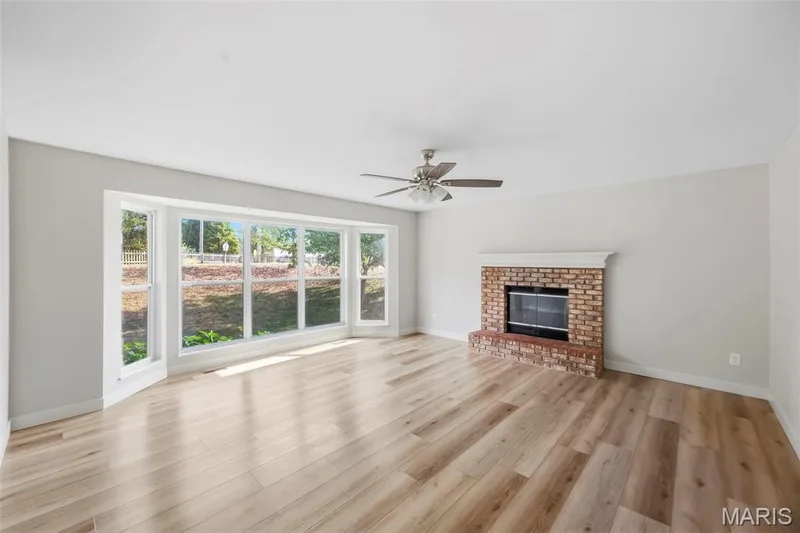 Brink Surrounding Gas Fireplace. — 1014 Wake Court, Wentzville, MO 63385