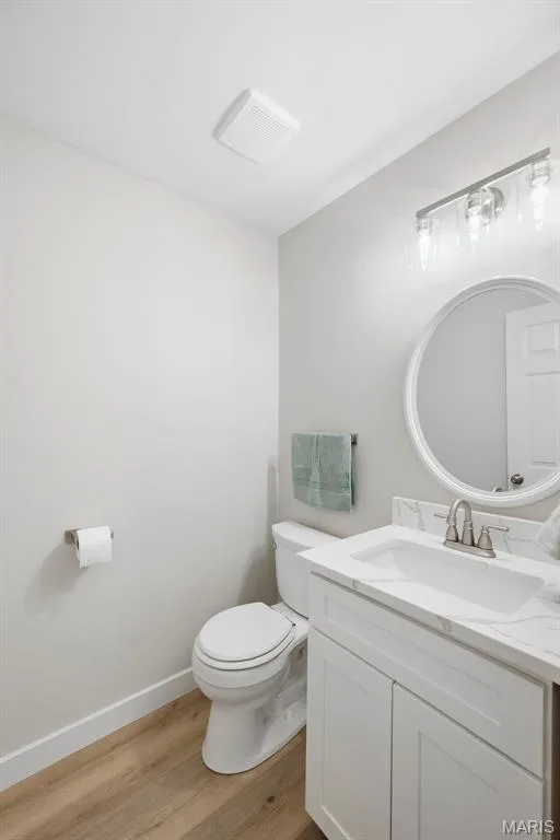 Main Level Half Bath — 1014 Wake Court, Wentzville, MO 63385