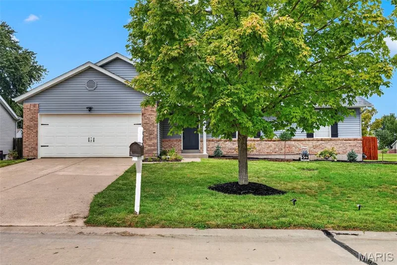 6401 Long Timber Drive, O'Fallon, MO 63368 — listing photo 2 of 48