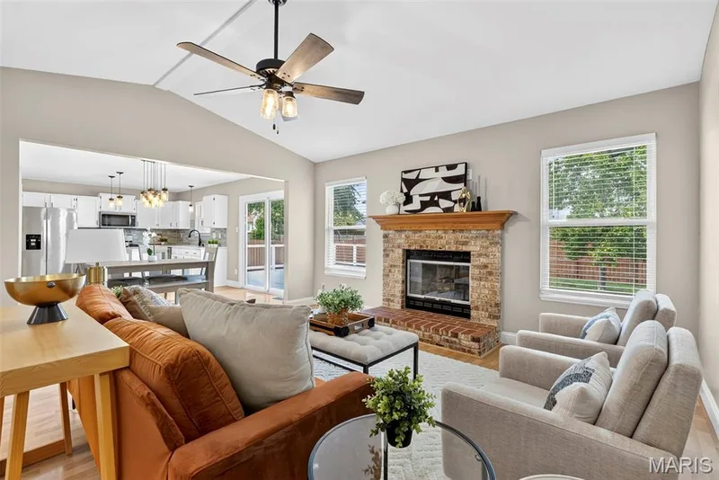 6401 Long Timber Drive, O'Fallon, MO 63368 — listing photo 5 of 48