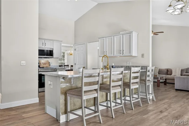 1704 Fairview Farms Circle, Wentzville, MO 63385 — listing photo 15 of 59