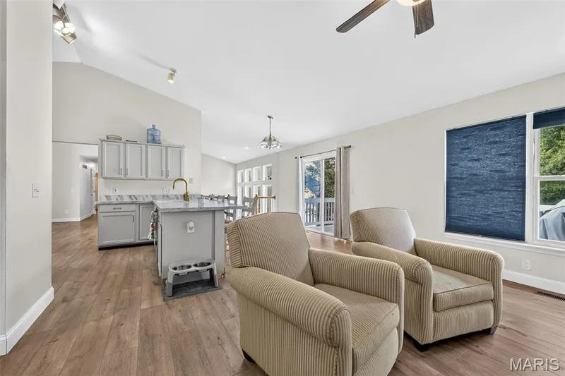 1704 Fairview Farms Circle, Wentzville, MO 63385 — listing photo 20 of 59