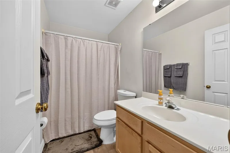 1704 Fairview Farms Circle, Wentzville, MO 63385 — listing photo 31 of 59