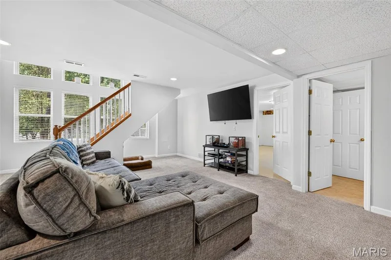1704 Fairview Farms Circle, Wentzville, MO 63385 — listing photo 40 of 59
