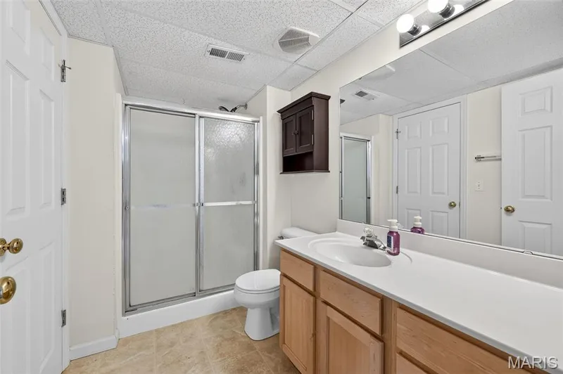 1704 Fairview Farms Circle, Wentzville, MO 63385 — listing photo 43 of 59