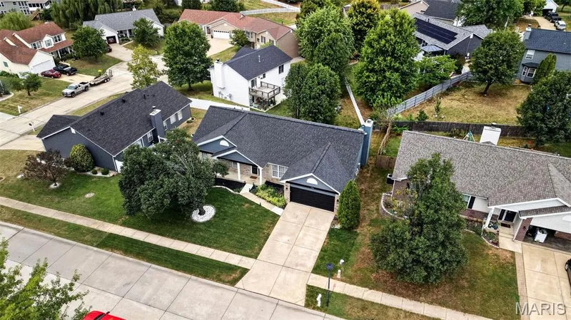 1704 Fairview Farms Circle, Wentzville, MO 63385 — listing photo 49 of 59