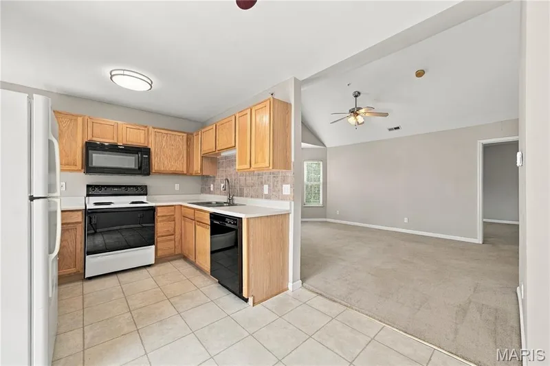 Kitchen and Breakfast Room — 450 Benton Drive #J, St Peters, MO 63376