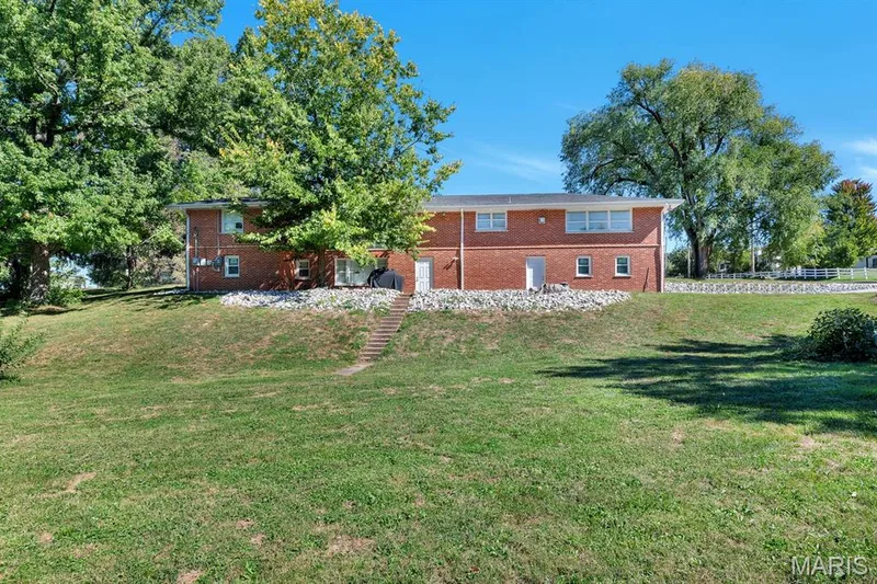 1 Saint Anthony Drive, St Peters, MO 63376 — listing photo 32 of 34