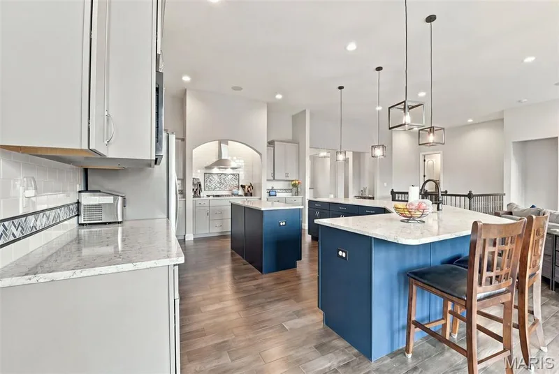 210 Westleigh Court, O'Fallon, MO 63385 — listing photo 11 of 40