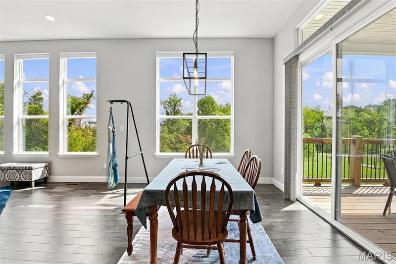 210 Westleigh Court, O'Fallon, MO 63385 — listing photo 13 of 40
