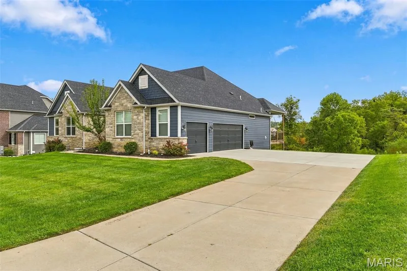 210 Westleigh Court, O'Fallon, MO 63385 — listing photo 38 of 40