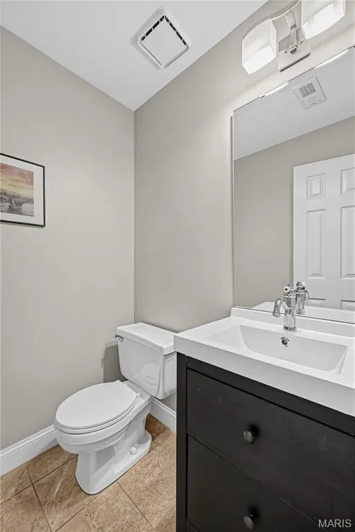Main Floor Powder Room — 1645 Wild Goose Run, St Charles, MO 63303