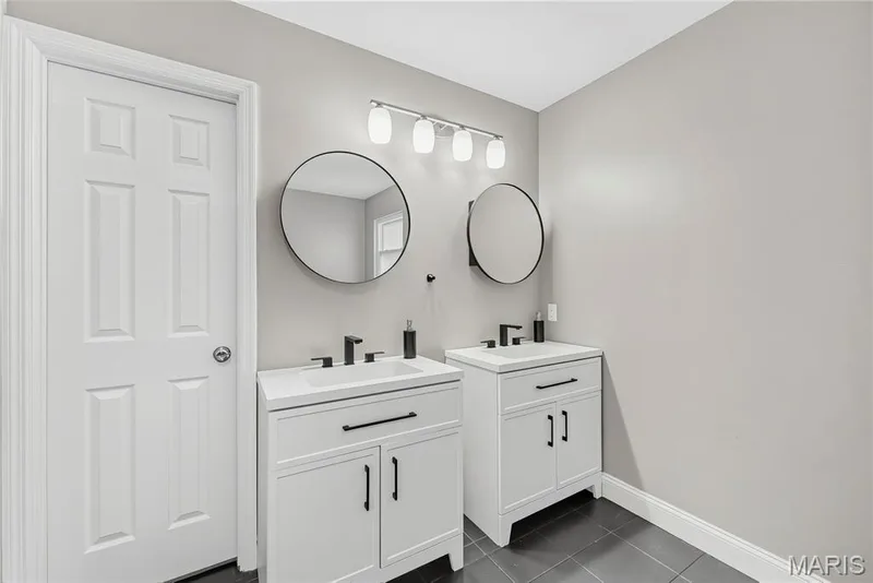 Two Vanities in Primary Bath — 1645 Wild Goose Run, St Charles, MO 63303