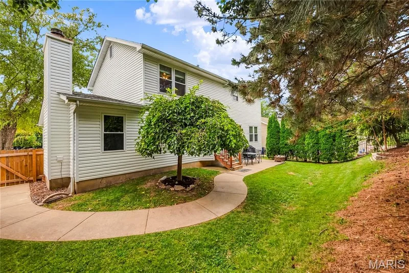 Sidewalk to Front of Home — 1645 Wild Goose Run, St Charles, MO 63303