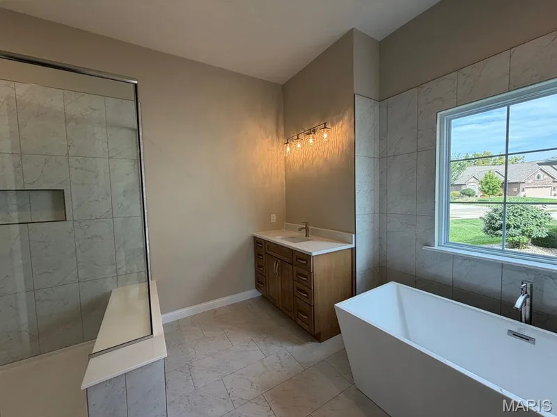1000 Bellevaux Place, St Charles, MO 63301 — listing photo 23 of 36