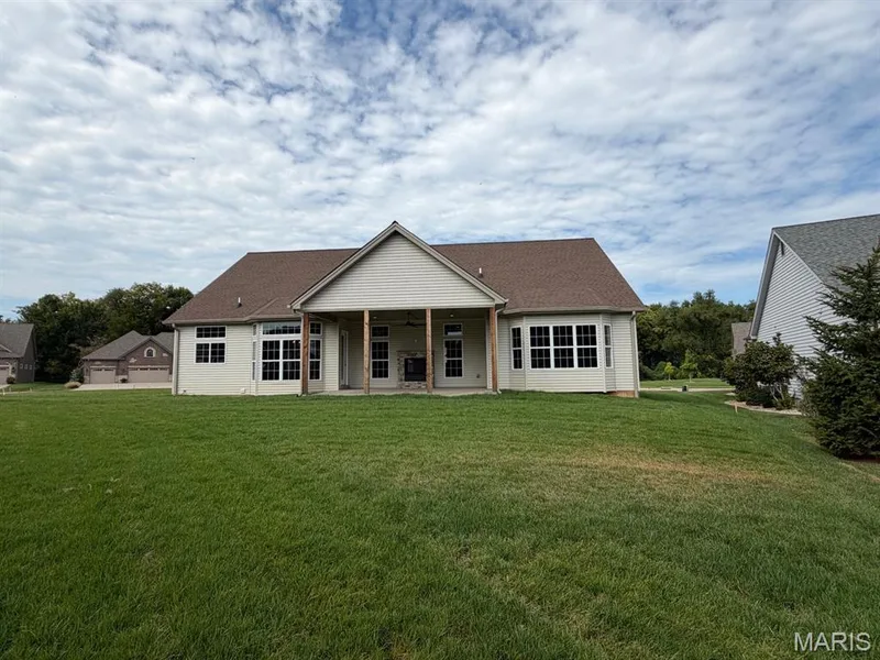 1000 Bellevaux Place, St Charles, MO 63301 — listing photo 30 of 36
