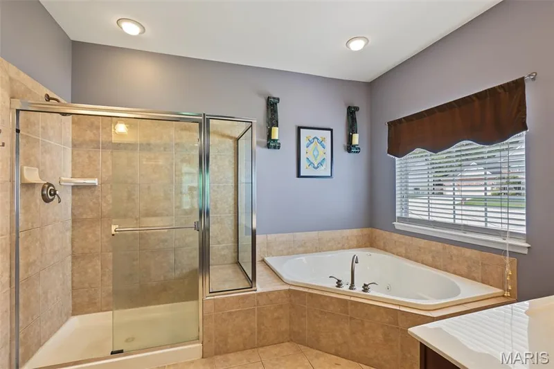1052 Brook Mont Drive, O'Fallon, MO 63366 — listing photo 33 of 54