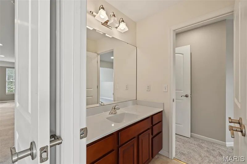 Jack and Jill Bathroom — 1052 Brook Mont Drive, O'Fallon, MO 63366