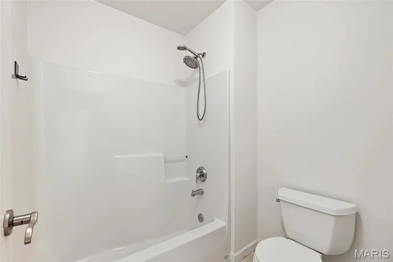 1052 Brook Mont Drive, O'Fallon, MO 63366 — listing photo 46 of 54