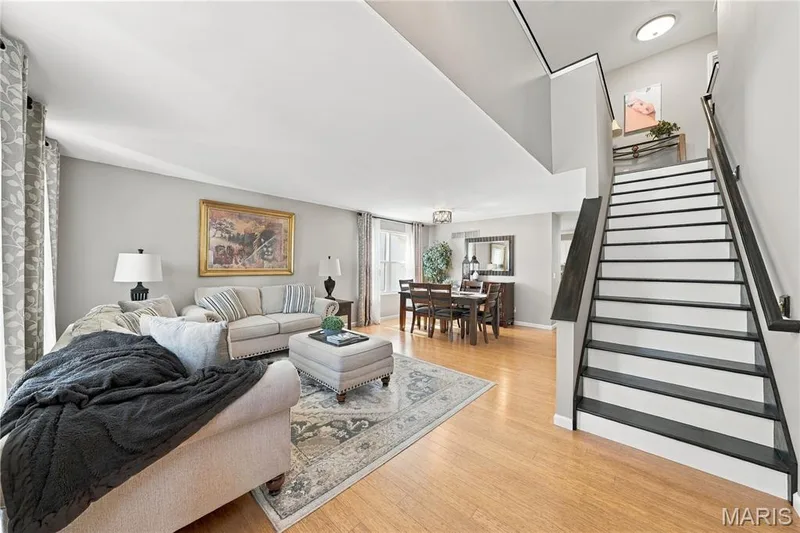 Hanging chandelier (out of view), open to upper level and neutral. — 1417 Plantation Manor Court, St Peters, MO 63303
