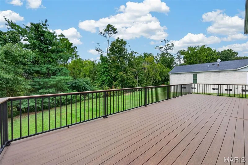 231 Renaldo Drive, Chesterfield, MO 63017 — listing photo 30 of 51
