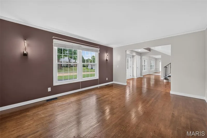 231 Renaldo Drive, Chesterfield, MO 63017 — listing photo 10 of 51