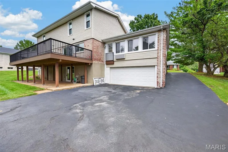 231 Renaldo Drive, Chesterfield, MO 63017 — listing photo 47 of 51