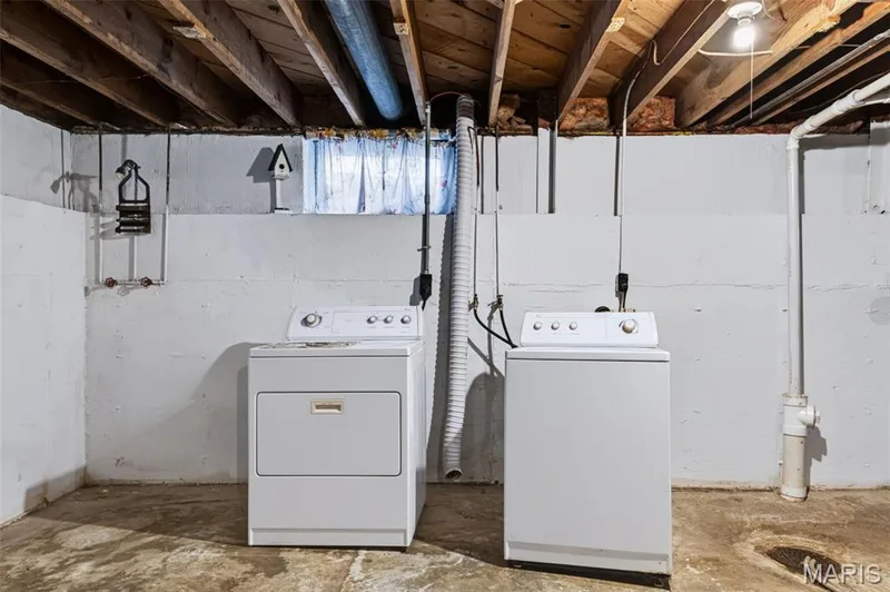 Washer and Dryer Included — 219 Mexico Road, Wentzville, MO 63385