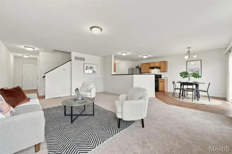 Spacious living room — 104 Baycrest Court, St Charles, MO 63301