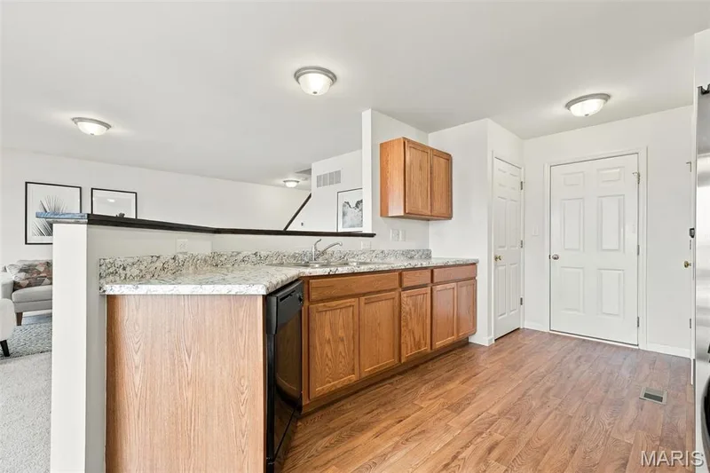 104 Baycrest Court, St Charles, MO 63301 — listing photo 8 of 24