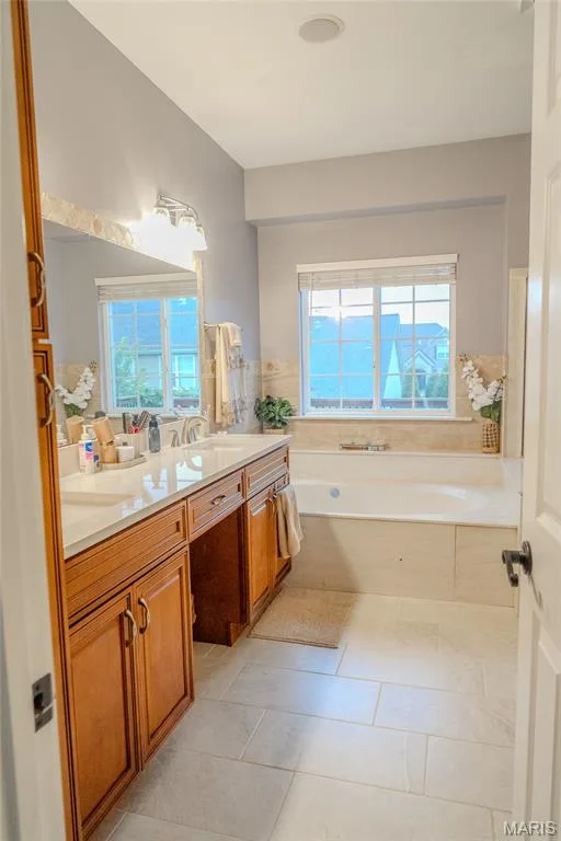 979 Bentley Park Circle, O'Fallon, MO 63368 — listing photo 14 of 53