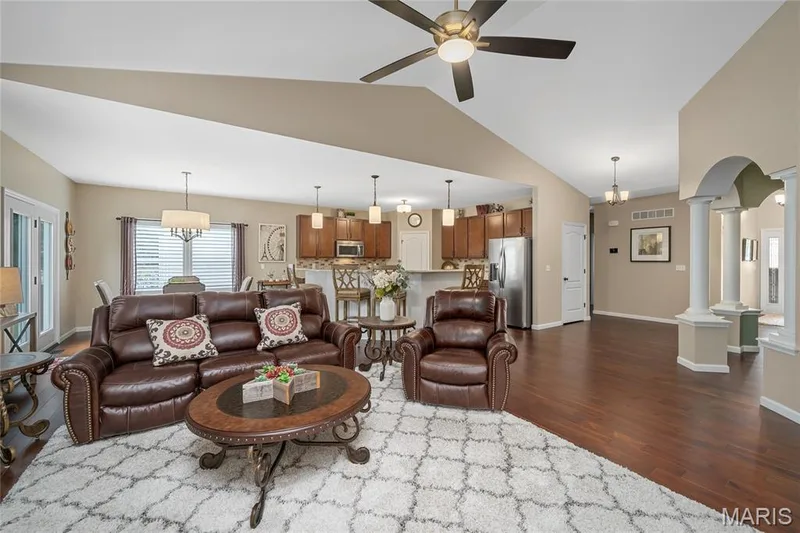 256 Mason Glen Drive, Lake St. Louis, MO 63367 — listing photo 10 of 37