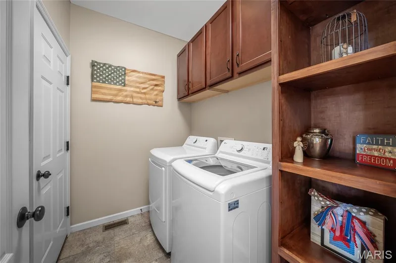 256 Mason Glen Drive, Lake St. Louis, MO 63367 — listing photo 28 of 37