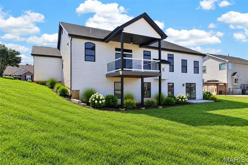 703 Vista Springs Court, Wentzville, MO 63385 — listing photo 23 of 84