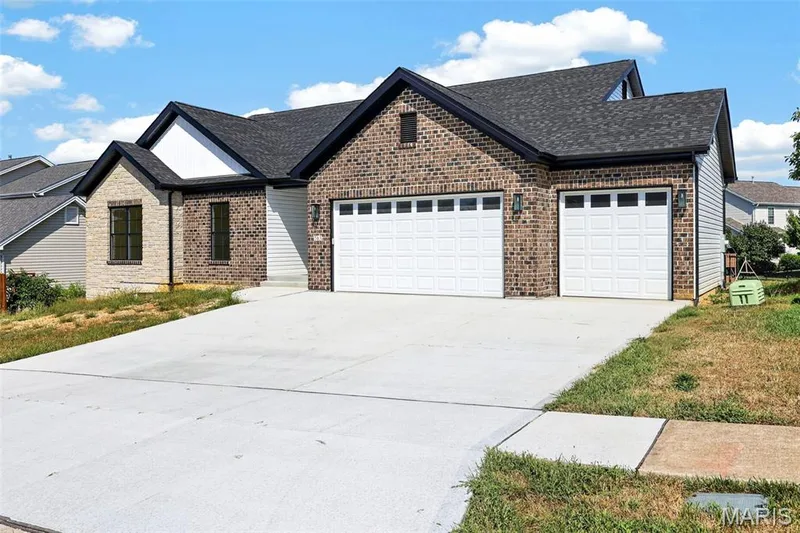 703 Vista Springs Court, Wentzville, MO 63385 — listing photo 26 of 84