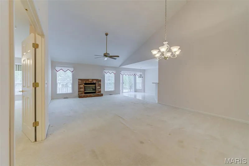 2107 McGregor Circle, O'Fallon, MO 63368 — listing photo 13 of 39