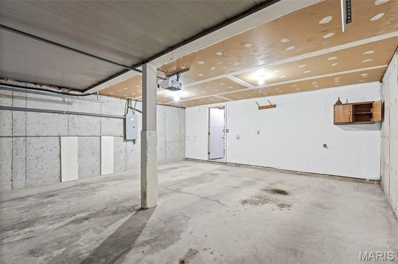 1728 Forest Hills Drive #B, St Charles, MO 63303 — listing photo 26 of 29