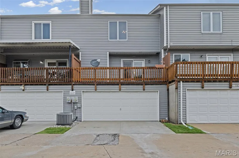 1728 Forest Hills Drive #B, St Charles, MO 63303 — listing photo 29 of 29