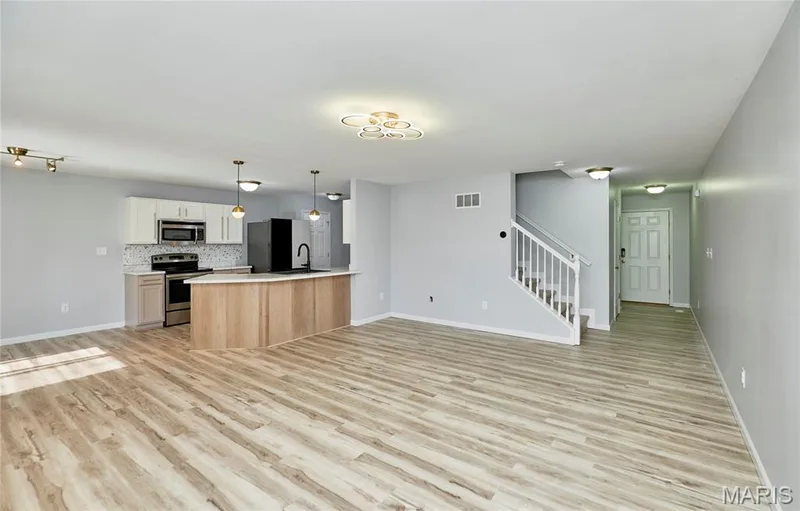2151 Orchid Blossom Court, St Peters, MO 63376 — listing photo 7 of 45