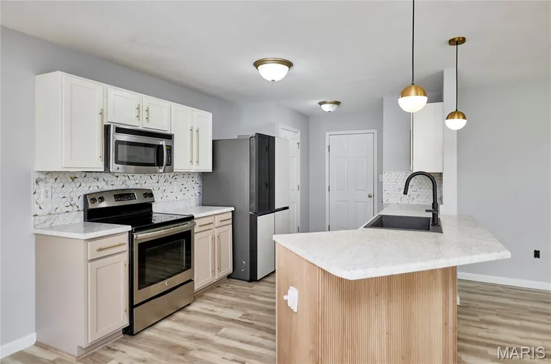 2151 Orchid Blossom Court, St Peters, MO 63376 — listing photo 12 of 45