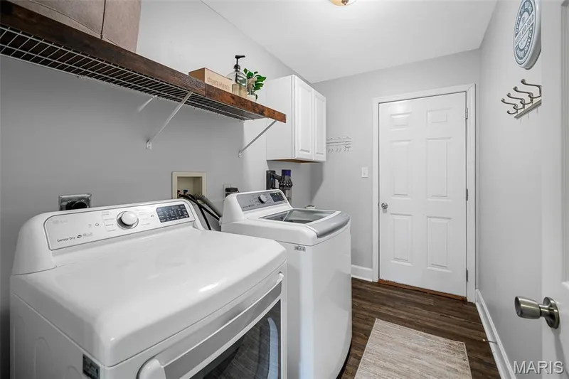 156 Old Williamsburg Parkway, Wentzville, MO 63385 — listing photo 30 of 56