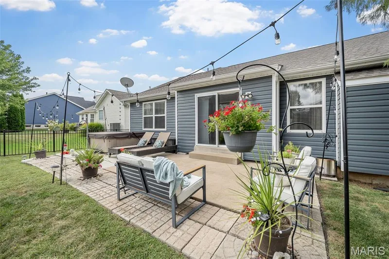 156 Old Williamsburg Parkway, Wentzville, MO 63385 — listing photo 48 of 56