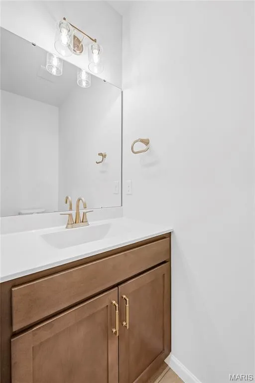 Main Floor Powder Room — 53 Pheasant Ring Drive, St Peters, MO 63376