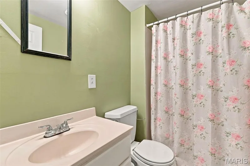 Lower level full bath — 5872 Wellington Farm Drive, St Charles, MO 63304